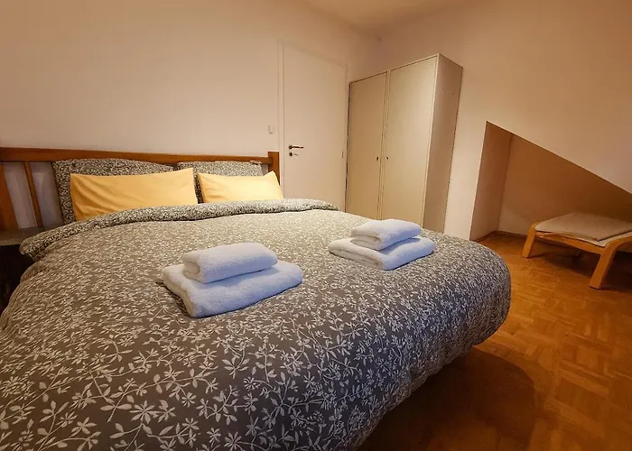 Kindstay W Free Parking Near Prague Airport